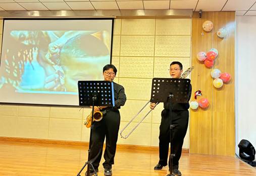 c09b62dafb8dcca46df9af680fd16ea